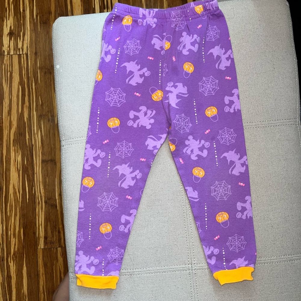 Halloween PJs - Picture 4 of 6